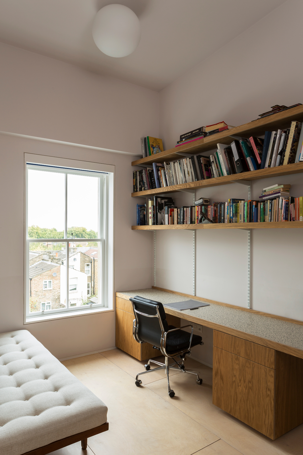 Oak and linolium library
